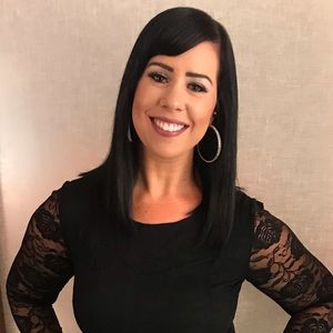 Meet your Posher, Danielle